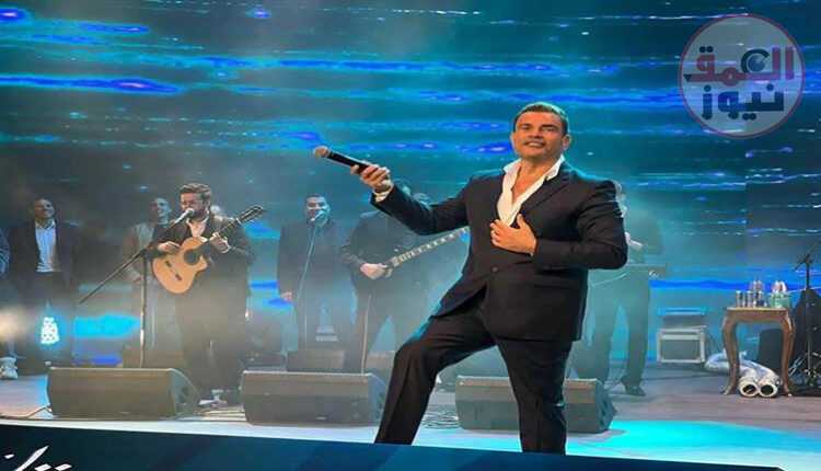 عمرو دياب يصطحب هاني شنودة على خشبة المسرح من حفل تكريمه بالسعودية