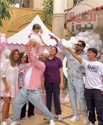 أحمد سعد يحتفل بعيد ميلاد ابنته الأول في حضور شقيقه عمرو سعد